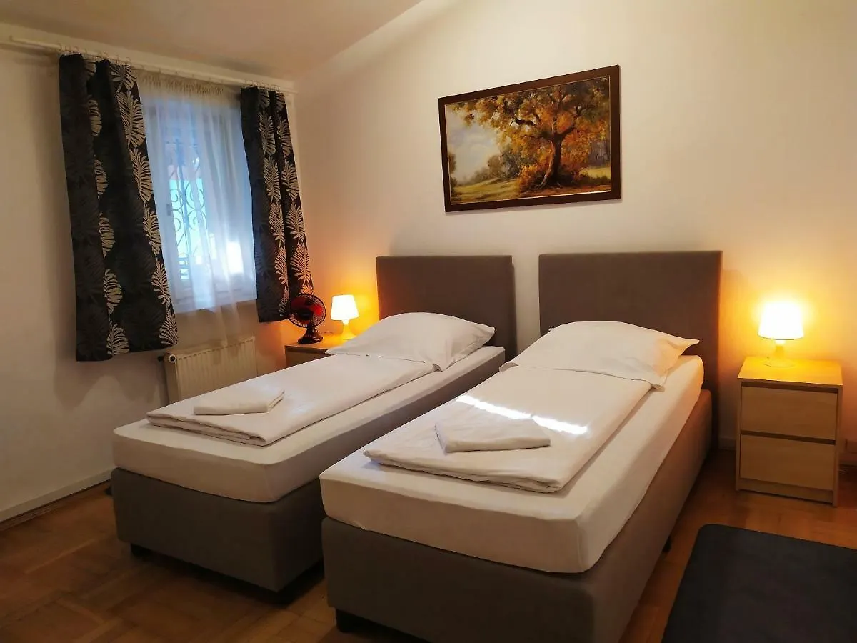 Red Sails Hostel Cracovia